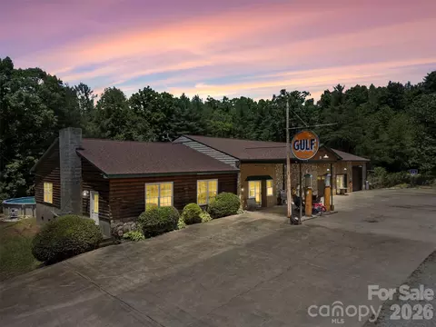2269 Lee Roy Ln, Lenoir, NC 28645