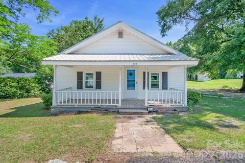 Exterior - 208 W Church St, Jefferson, SC 29718 photo 7 of 13