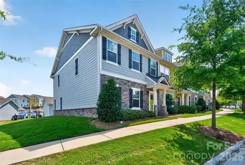 15116 Meacham Farm Dr, Huntersville, NC 28078