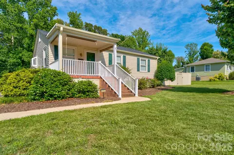 402 N Houser St, Cherryville, NC 28021