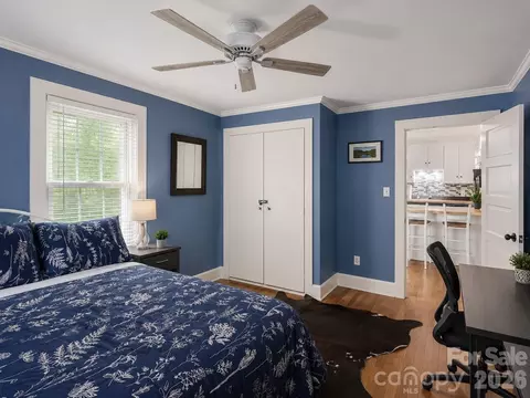Bedroom - 4580 Kiser Island Rd, Terrell, NC 28682 photo 2 of 3
