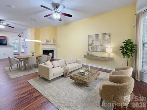 8842 Gerren Ct, Charlotte, NC 28217