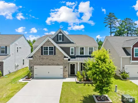 923 Wood Apple Ln, Fort Mill, SC 29708
