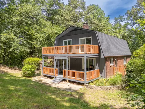 3276 Howard Gap Rd, Hendersonville, NC 28792