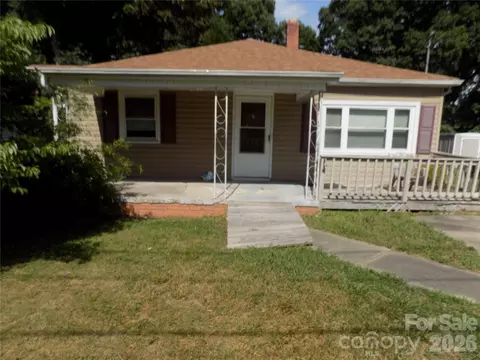 308 S Vine St, Gastonia, NC 28052