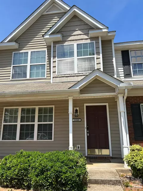 11040 Derryrush Dr, Charlotte, NC 28213
