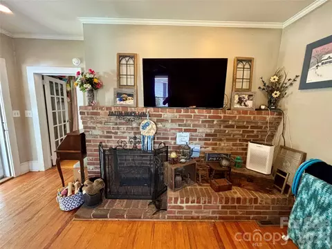 Living - 809 W A St, Kannapolis, NC 28081 photo 4 of 5