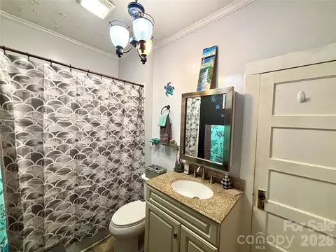 Bath - 809 W A St, Kannapolis, NC 28081 photo 1 of 2