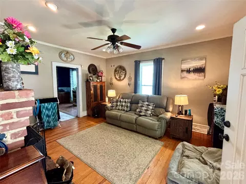 Living - 809 W A St, Kannapolis, NC 28081 photo 1 of 5