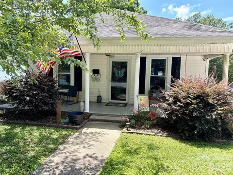 Exterior - 809 W A St, Kannapolis, NC 28081 photo 7 of 7