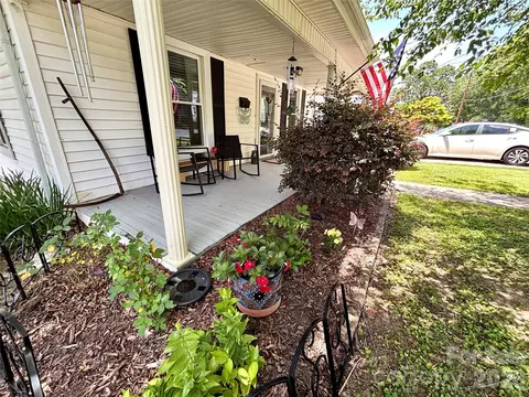Exterior - 809 W A St, Kannapolis, NC 28081 photo 3 of 7