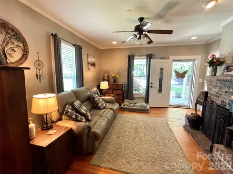 Living - 809 W A St, Kannapolis, NC 28081 photo 2 of 5