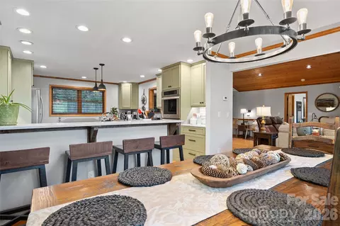 Dining - 359 Saddlebrook Ln, Clyde, NC 28721 photo 3 of 3