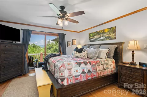 Bedroom - 359 Saddlebrook Ln, Clyde, NC 28721 photo 1 of 7
