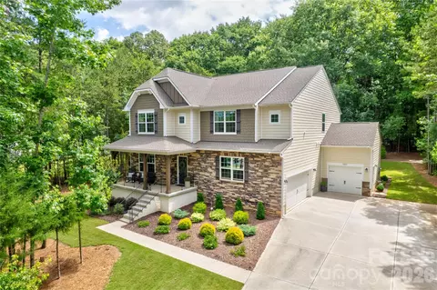 13033 Cinnamon Fern Ln, Charlotte, NC 28227