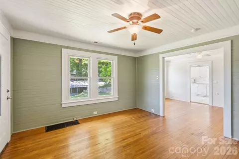 Living - 441 Main St, Clyde, NC 28721 photo 5 of 6