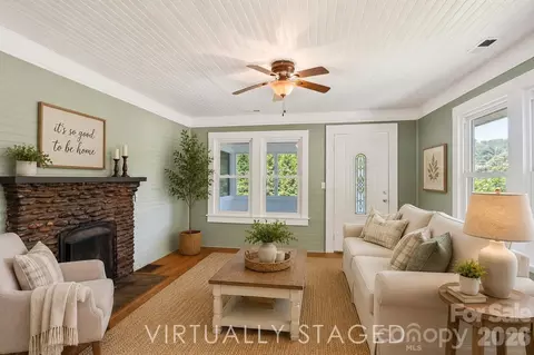 Living - 441 Main St, Clyde, NC 28721 photo 1 of 6