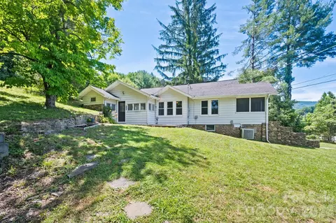 Exterior - 441 Main St, Clyde, NC 28721 photo 9 of 9