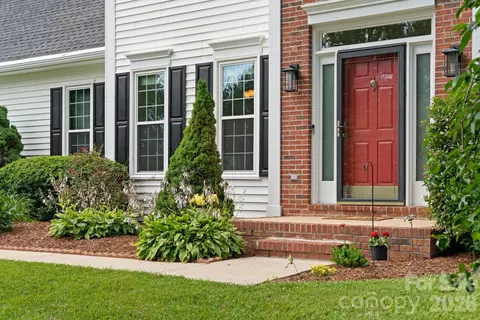 Exterior - 237 Windsor Forest Cir, Fletcher, NC 28732 photo 7 of 10
