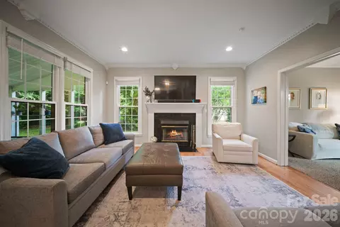 Living - 237 Windsor Forest Cir, Fletcher, NC 28732 photo 2 of 3