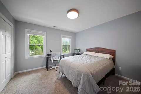 Bedroom - 237 Windsor Forest Cir, Fletcher, NC 28732 photo 3 of 4
