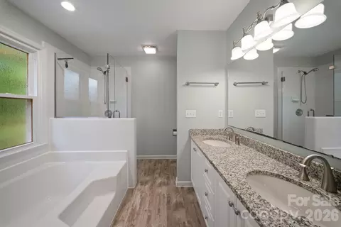 Bath - 237 Windsor Forest Cir, Fletcher, NC 28732 photo 1 of 3