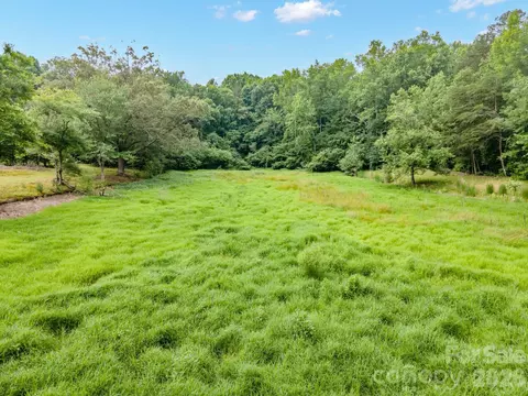 1147 Creekside Dr, Conover, NC 28613 photo 9