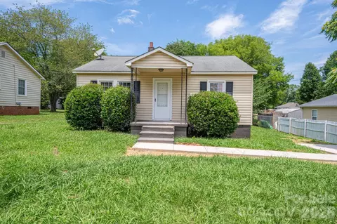 913 Edgemont Ave, Belmont, NC 28012