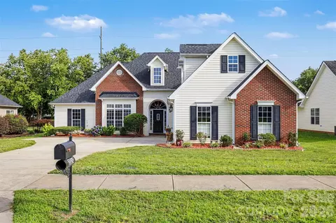 2024 Galena Chase Dr, Indian Trail, NC 28079