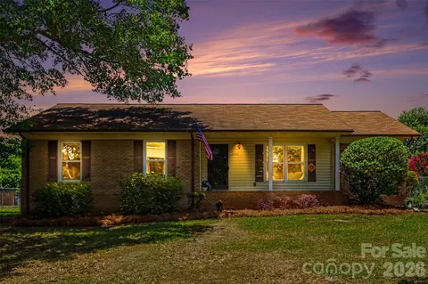 2570 Watson Dr, Lancaster, SC 29720 photo 1