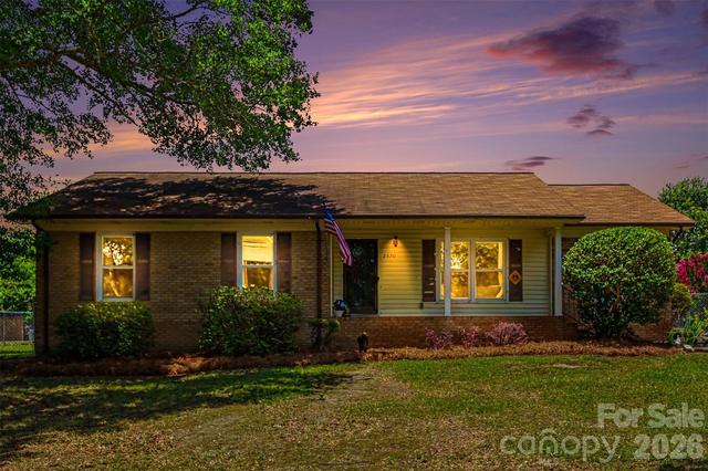 2570 Watson Dr, Lancaster, SC 29720