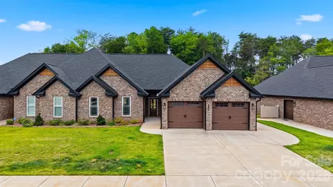 3342 48th Ne 6b Ave NE #6B, Hickory, NC 28601