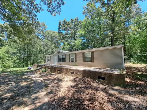 1515 Emanuel Church Rd, Rockwell, NC 28138