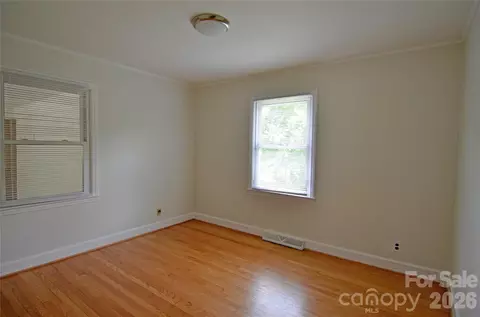Bedroom - 309 Morehead Rd, Marion, NC 28752 photo 1 of 3