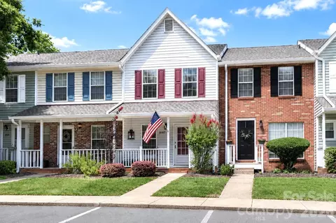 8157 Circle Tree Ln, Charlotte, NC 28277