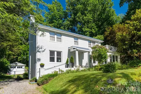 18 Robinwood Ave, Asheville, NC 28806