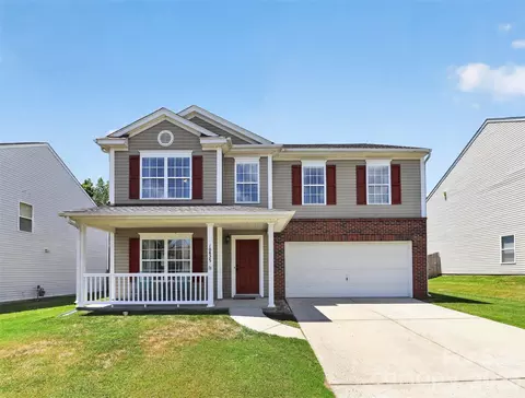 10825 Dry Stone Dr, Huntersville, NC 28078