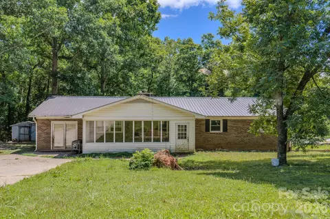 Exterior - 886 Pearidge Rd, Bostic, NC 28018 photo 1 of 7