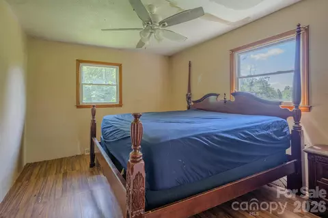 Bedroom - 886 Pearidge Rd, Bostic, NC 28018 photo 2 of 8