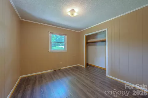 Bedroom - 886 Pearidge Rd, Bostic, NC 28018 photo 4 of 8