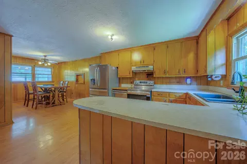 Kitchen - 886 Pearidge Rd, Bostic, NC 28018 photo 2 of 3