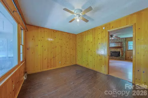Living - 886 Pearidge Rd, Bostic, NC 28018 photo 5 of 6