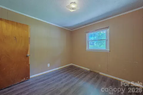 Bedroom - 886 Pearidge Rd, Bostic, NC 28018 photo 5 of 8