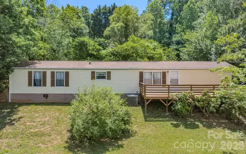12 Sweet Birch Dr, Alexander, NC 28701