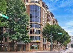 718 W Trade 707 St #707, Charlotte, NC 28202