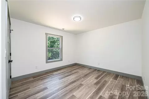 Bedroom - 2033 Bailey Dr, Hickory, NC 28601 photo 5 of 5