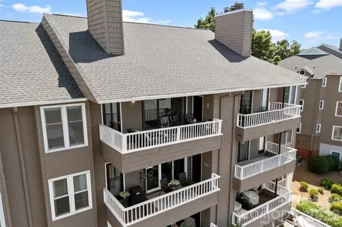 9808 Emerald Point 10 Dr #10, Charlotte, NC 28278