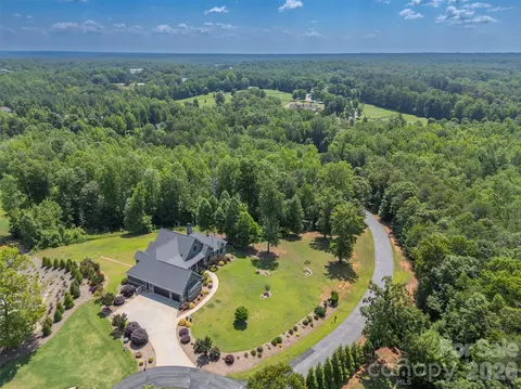 398 Mapleton Ln, Columbus, NC 28722 photo 41