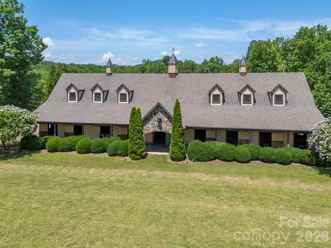 398 Mapleton Ln, Columbus, NC 28722 photo 47