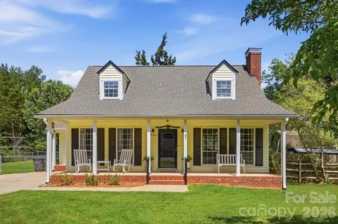 2634 Cherokee Ct, Gastonia, NC 28056